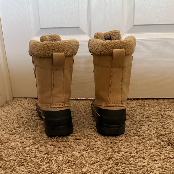 Lands' End Tan and Black Winter Boots - Picture 3 of 14